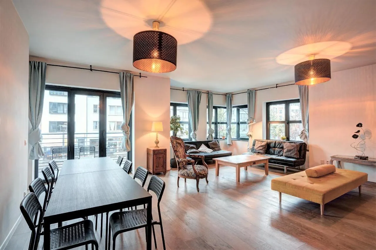The Theater House Apartments Anversa 0*,  Belgio